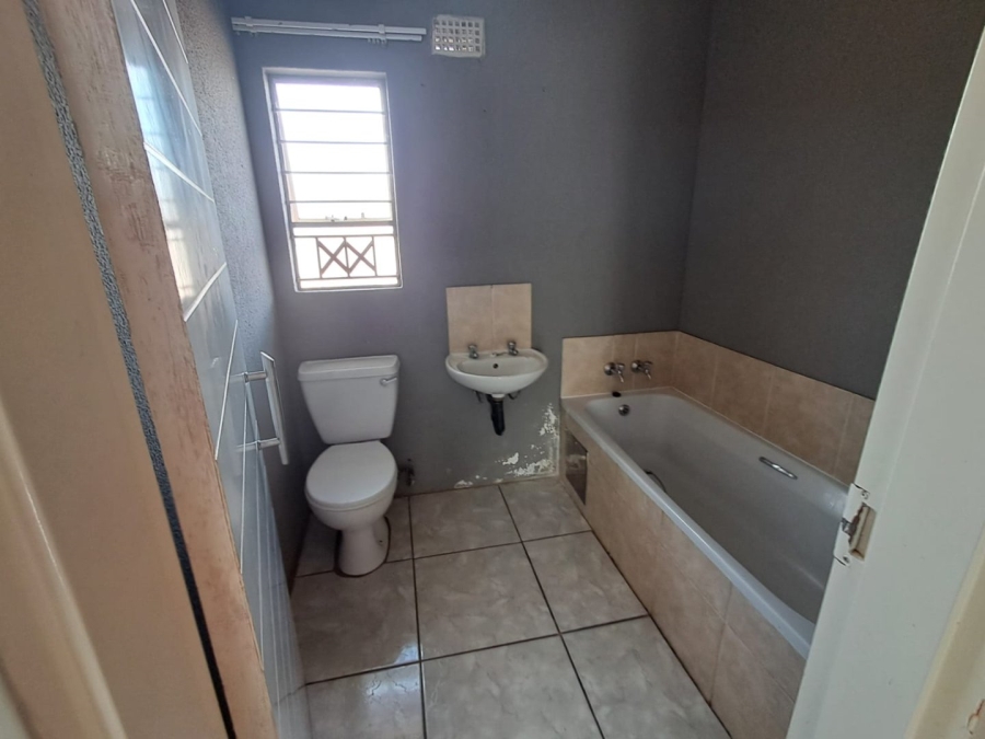 2 Bedroom Property for Sale in Raceway Free State